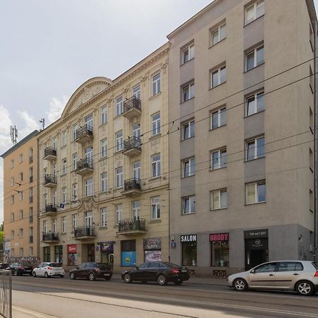 Bright Apartment Wola Near Metro Station By Noclegi Renters Warsaw Luaran gambar